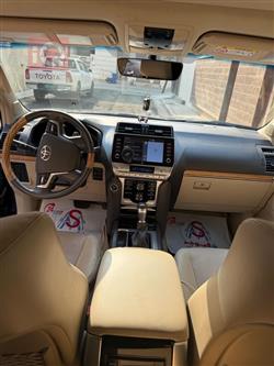 تۆیۆتا لاندكروزر پرادۆ